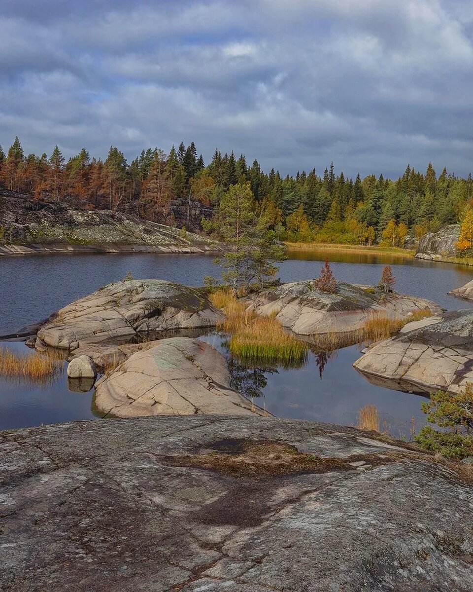 Каменный остров кола фото Осень на каменных островах Путешествия и фотография. Петр Косых Дзен