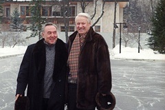 Президент Лукашенко рассказал, что пил алкоголь с Ельциным и Назарбаевым из уважения