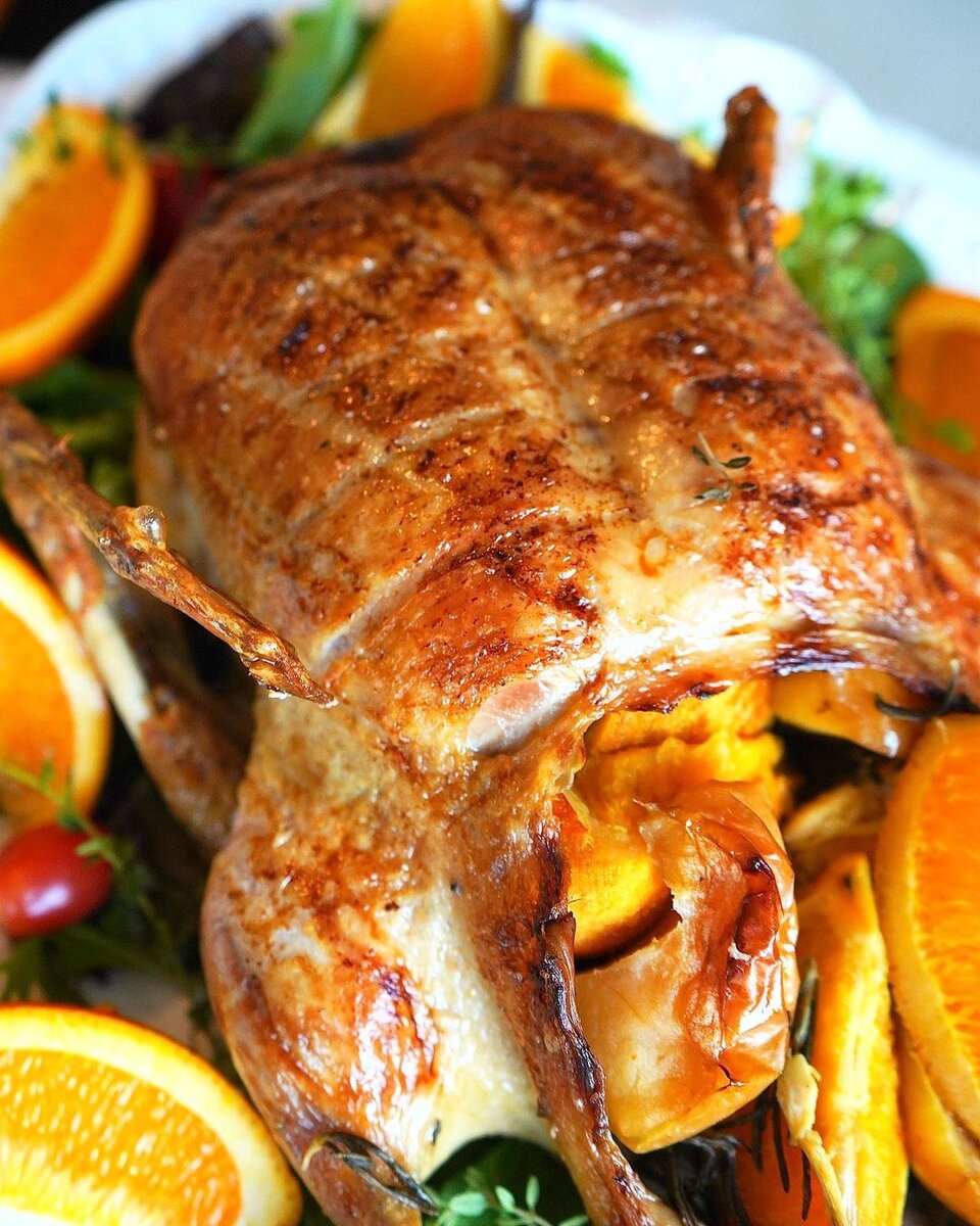 Правильно выбранная утка готовится легко и быстро. Источник фото https://www.instagram.com/p/CYFYTYhvCMb/