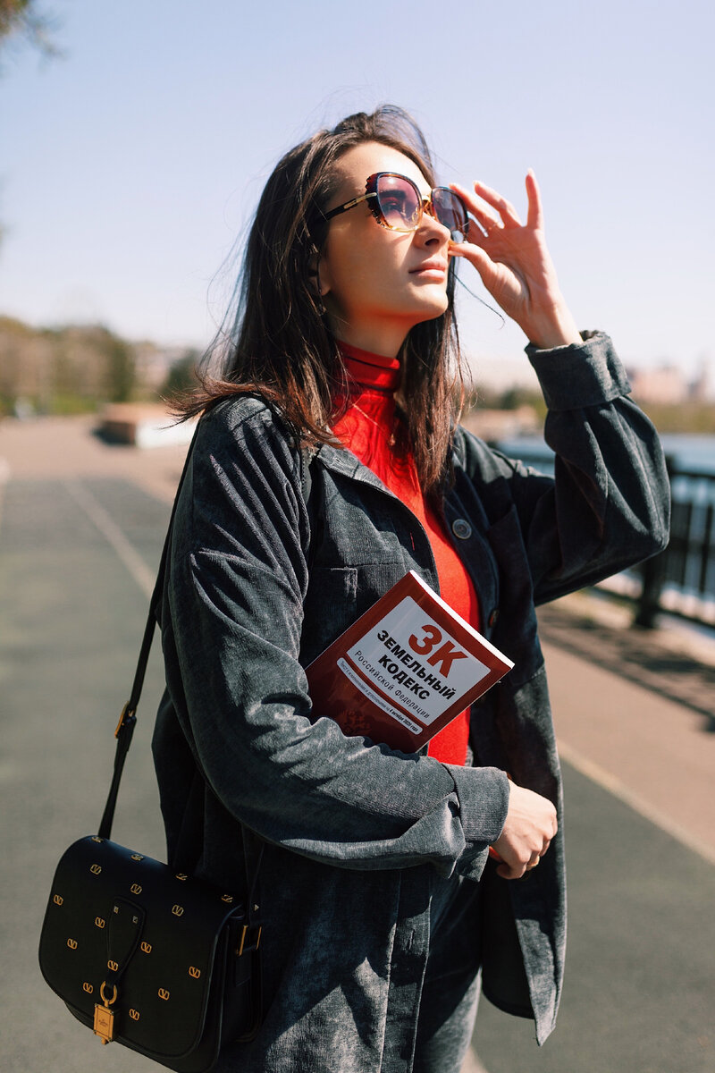 Инвестиционная стратегия заработка на земельных участках заключается в том, что мы максимально увеличиваем стоимость земли, прежде чем продать.