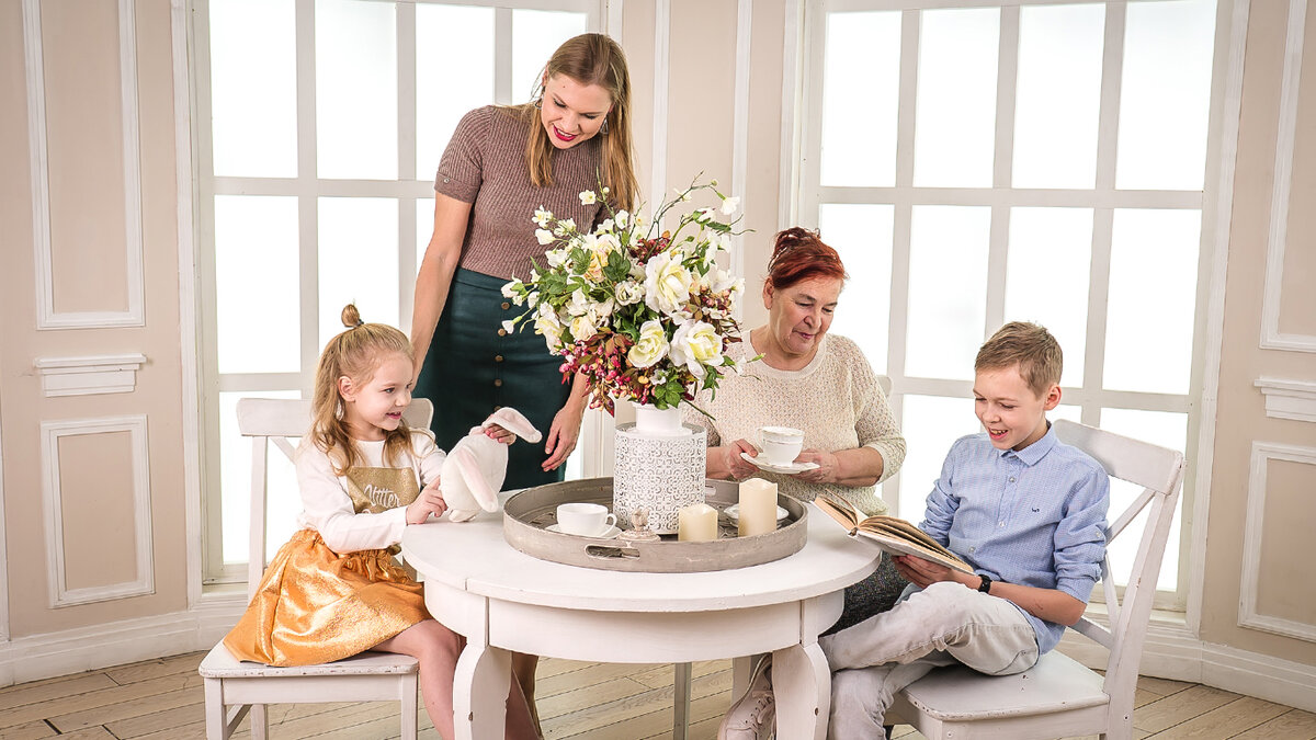 Как расположить к себе человека