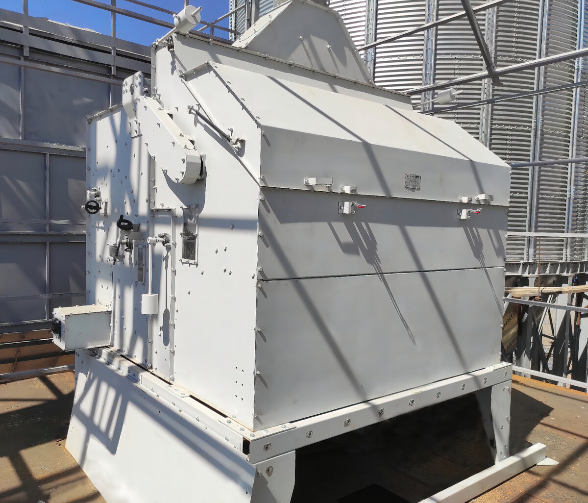 Сепаратор предварительной очистки NEOGRAIN NG-150