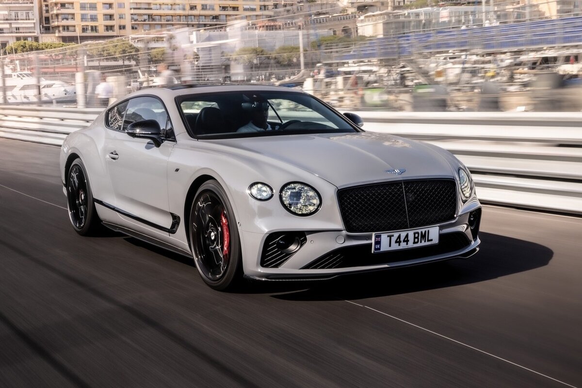 Bentley Continental gt жемчужного цвета