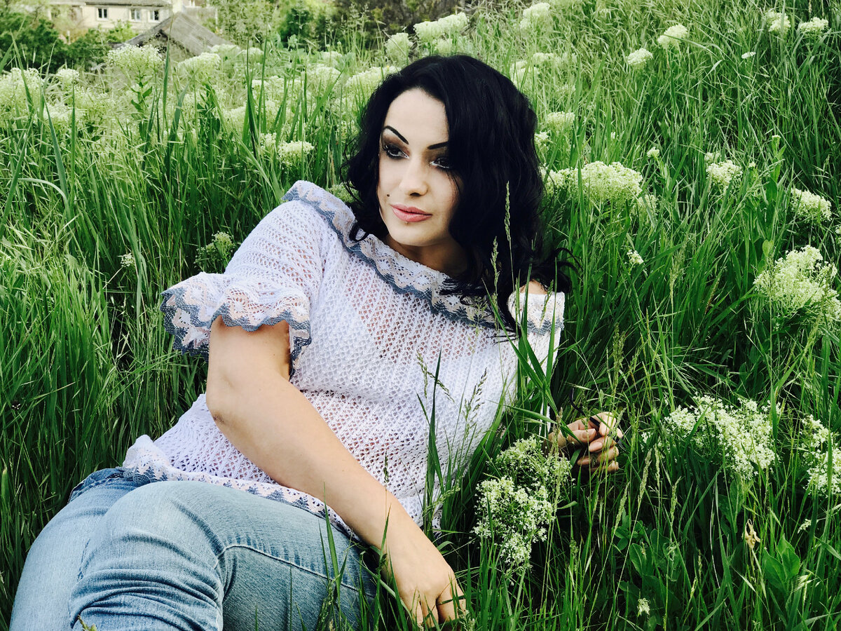 Блуза Анжелика ( школа машинного и ручного вязания Lorraine Woolheart )