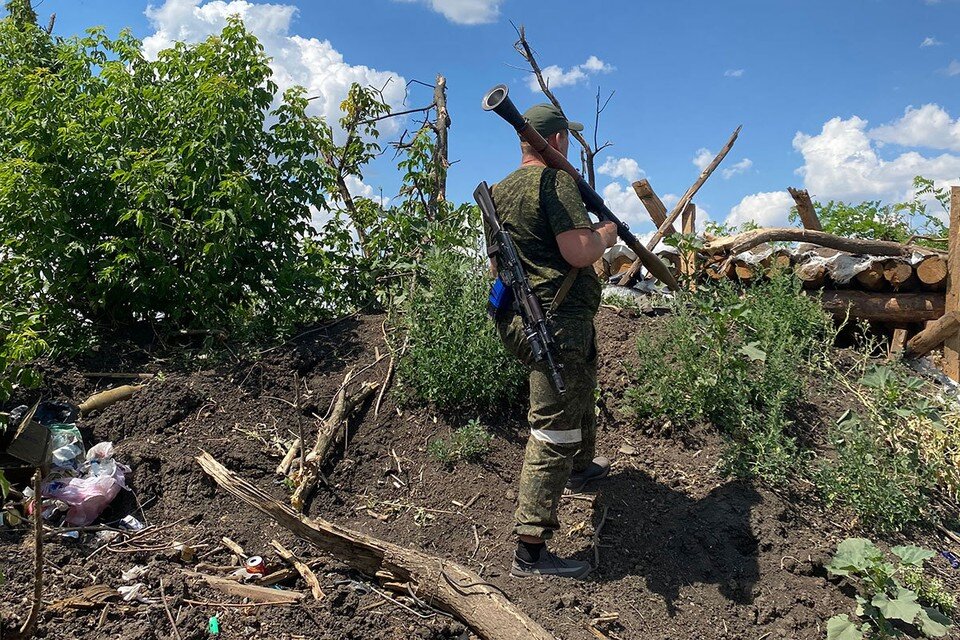     Военкор Дмитрий Стешин побывал на передовой под Донецком. Дмитрий СТЕШИН