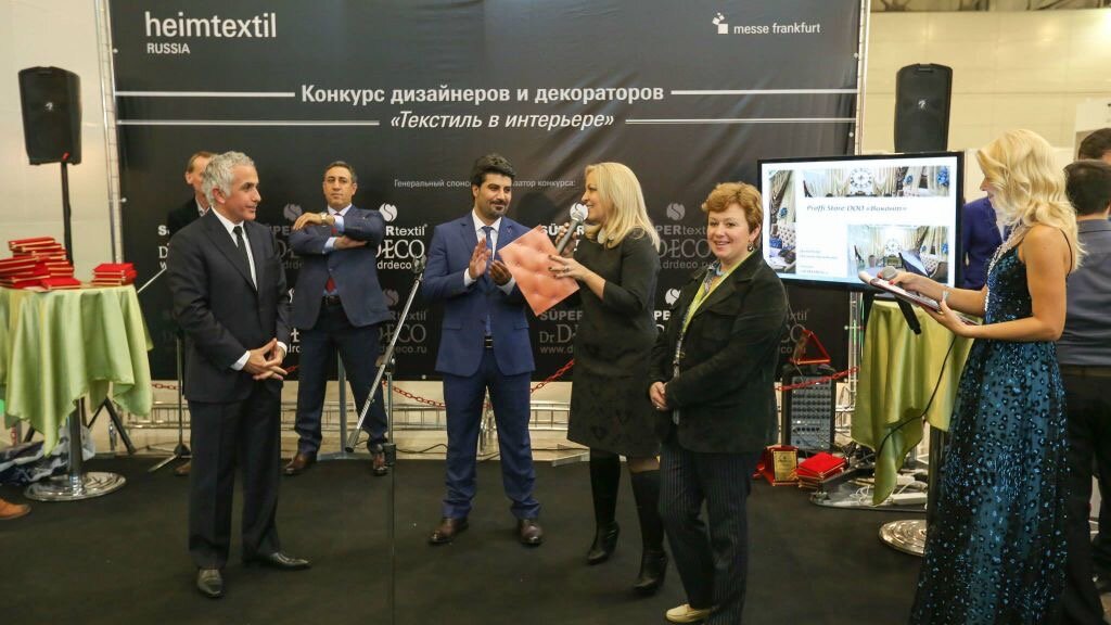 1 место ,приз - поездка во Франкфурт на выставку «Heimtextil RUSSIA», - вдохновили меня на дальнейшее развитие!