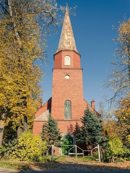     Церковь святого Петра, фото: сообщество "Органные концерты в Печорах"