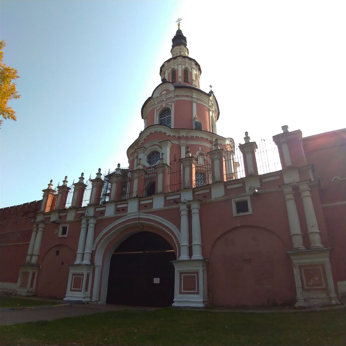 Храмы Донского монастыря