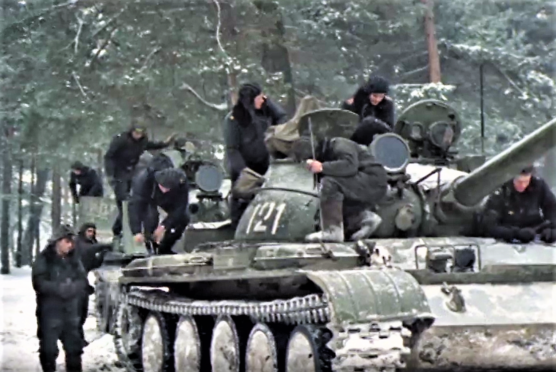 Кадр из телефильма "Танкодром" (1981)