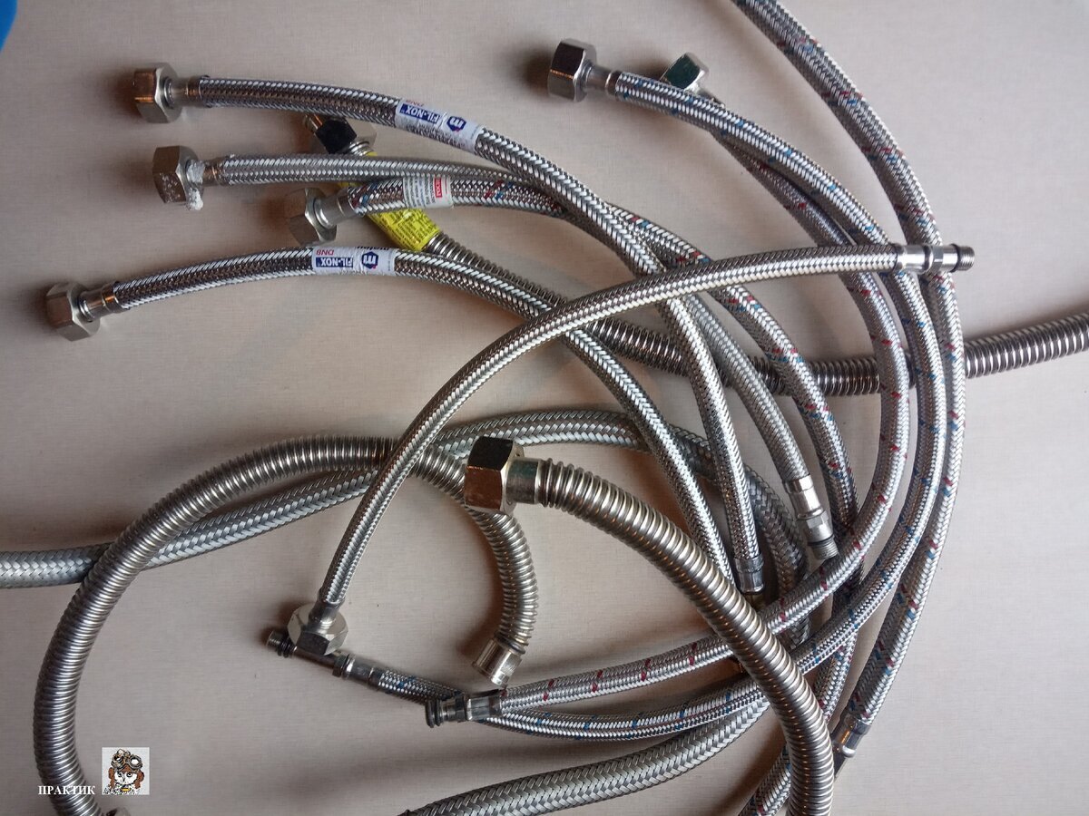 Подводка для воды и газа. фото автора