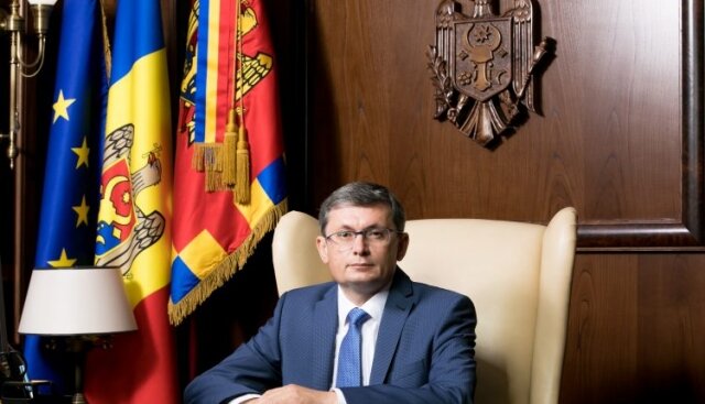    Игорь Гросу Parlament.md