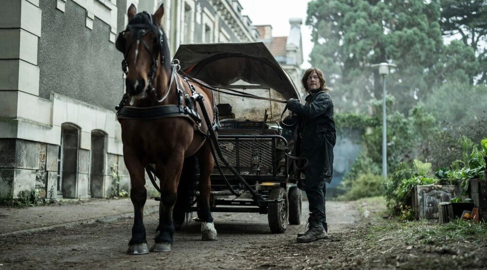     Кадр из сериала «Ходячие мертвецы: Дэрил Диксон» (2023)