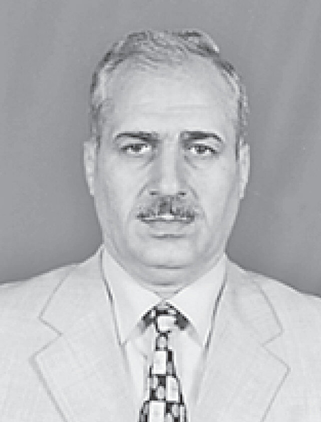 На фото: Магомед Раджабович Гасанов.