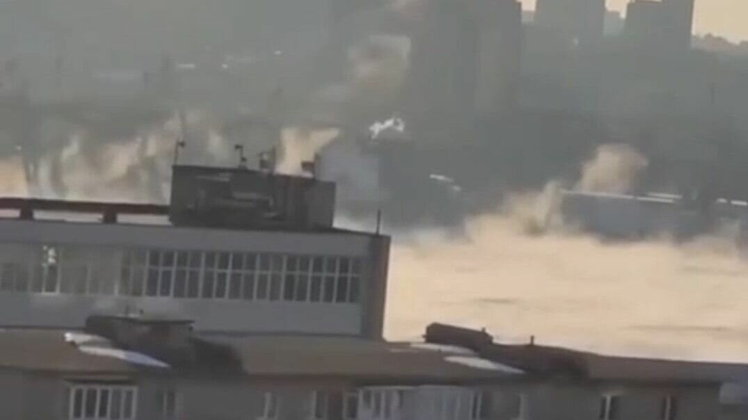 Во Владивостоке закипело Японское море (ВИДЕО) | НОВЫЕ ИЗВЕСТИЯ | Дзен