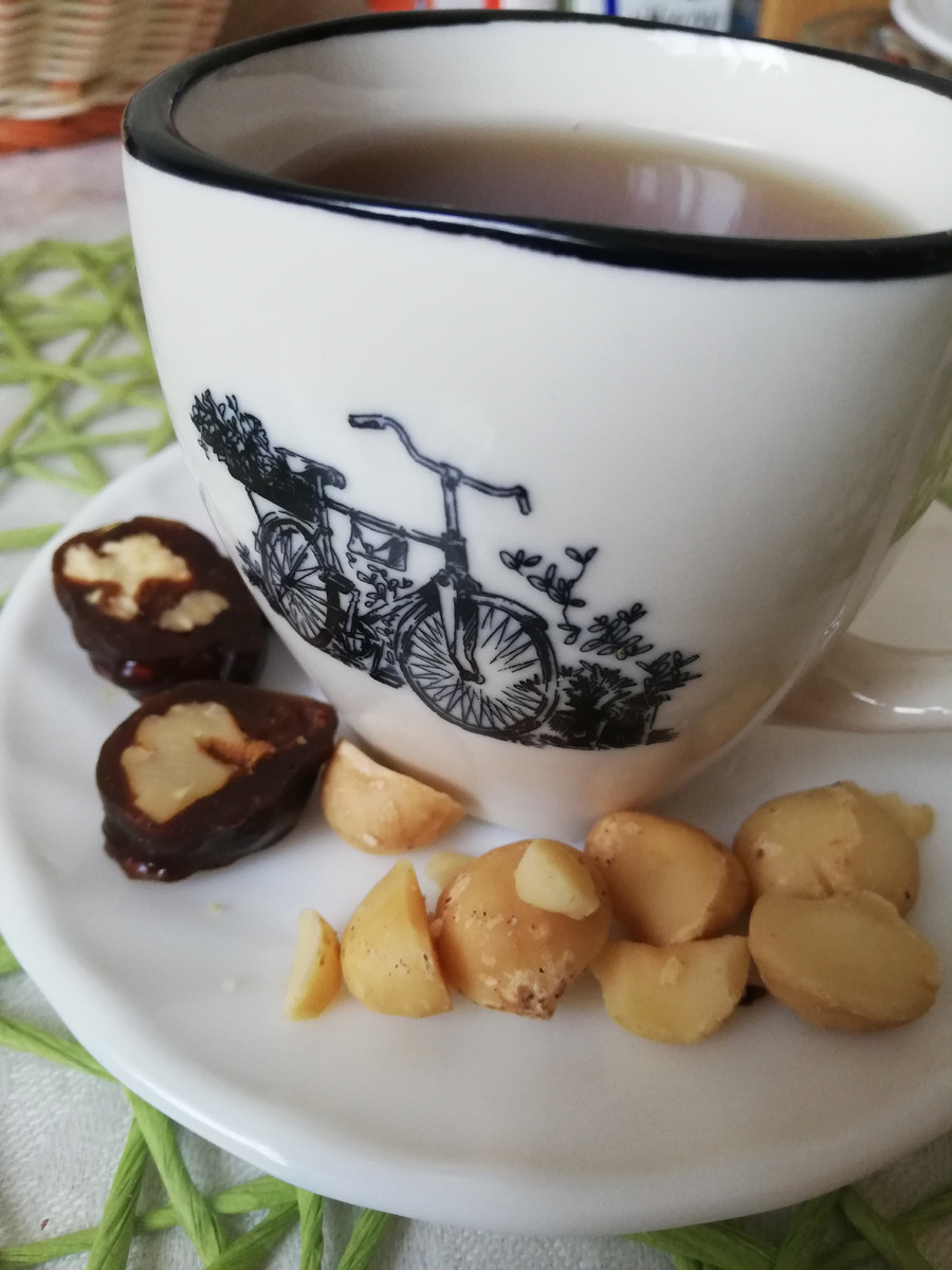 Чурчхела-25 гр, макадамия-10 гр