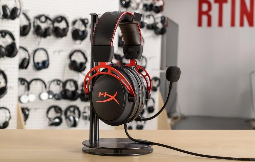  Под брендом HyperX выпускаются топовые геймерские наушники. Фото: rtings.com