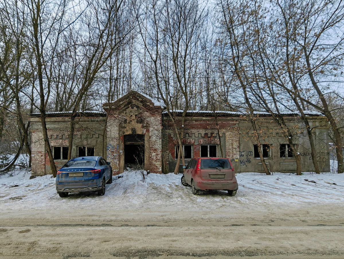 Здание вокзала железнодорожной станции Клин, возведённое по ошибке (г. Клин,  Московская область) | Олег Еверзов | Дзен