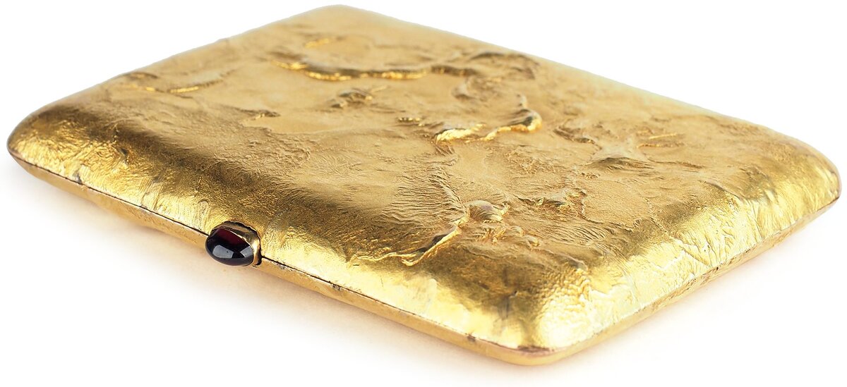 Дамский золотой портсигар