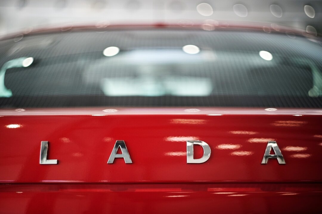    «АвтоВАЗ» предупредил о вероятном подорожании Lada из-за курса рубля