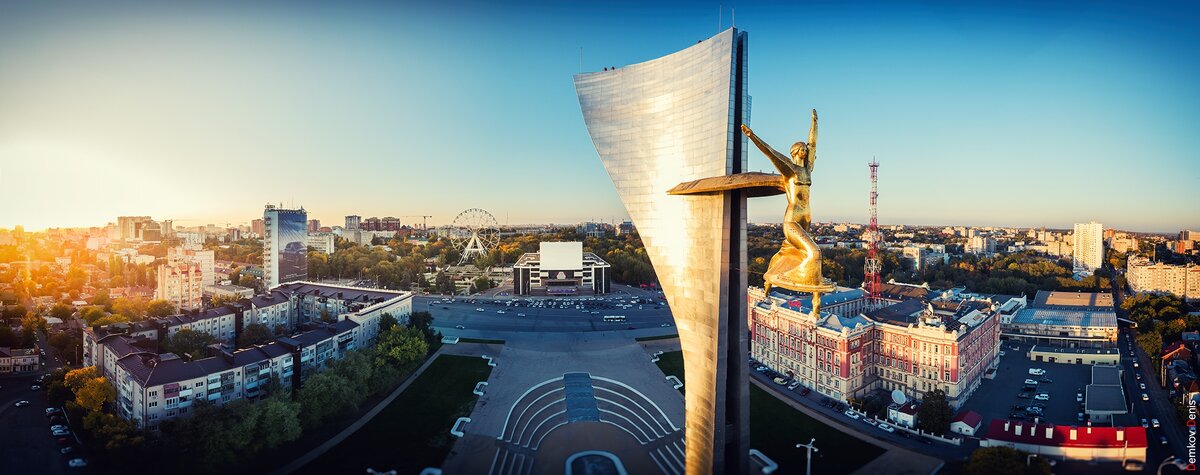 театральная площадь ессентуки. ростов на дону достопримечательности театральная площадь. панорама на театральном ростове на дону. театр горького колесо обозрения.