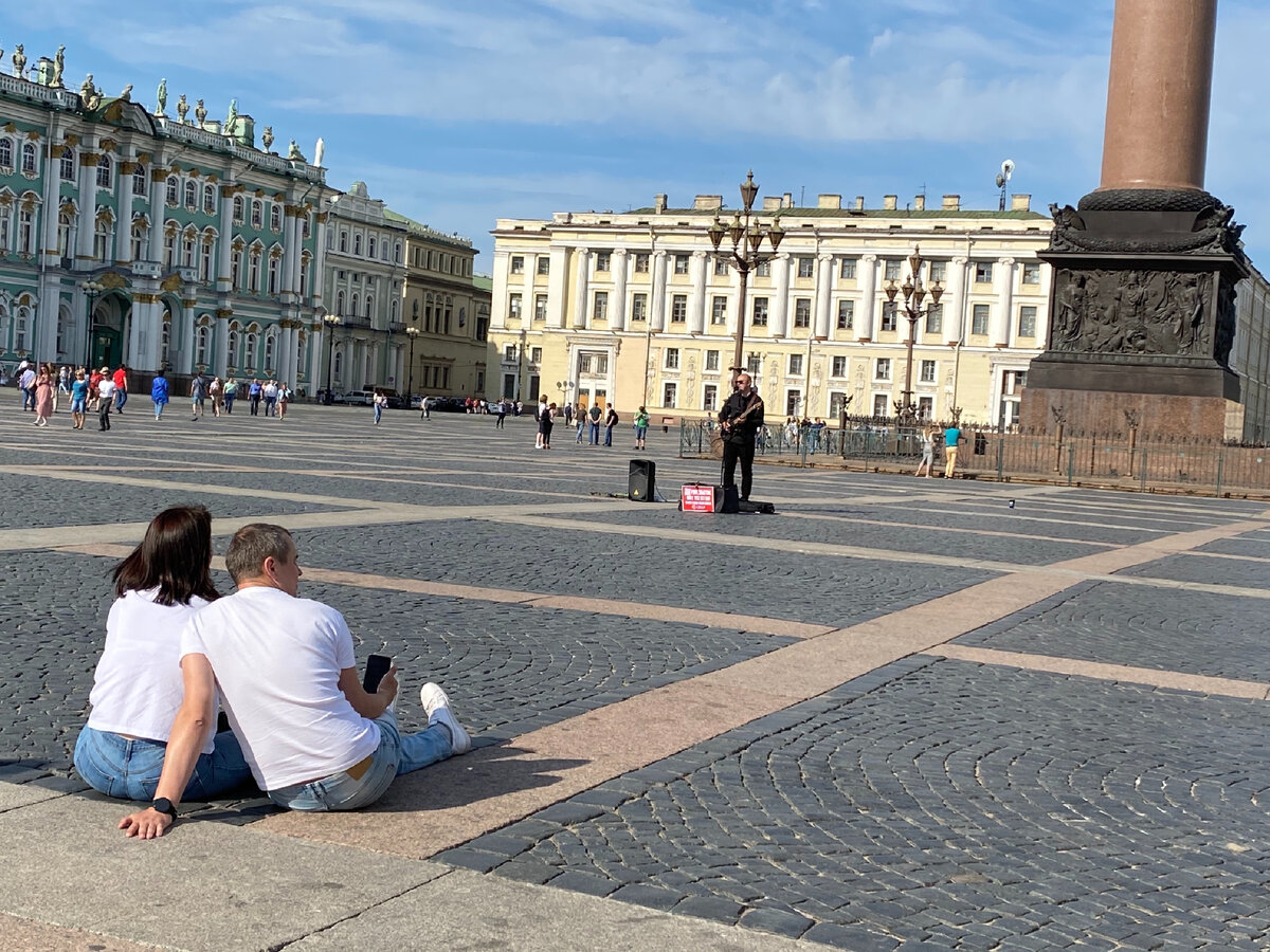 Мемы про питер. Почему в питере тепло. Климат санктперътербурга. Почему в питере тепло. Теплый питер.