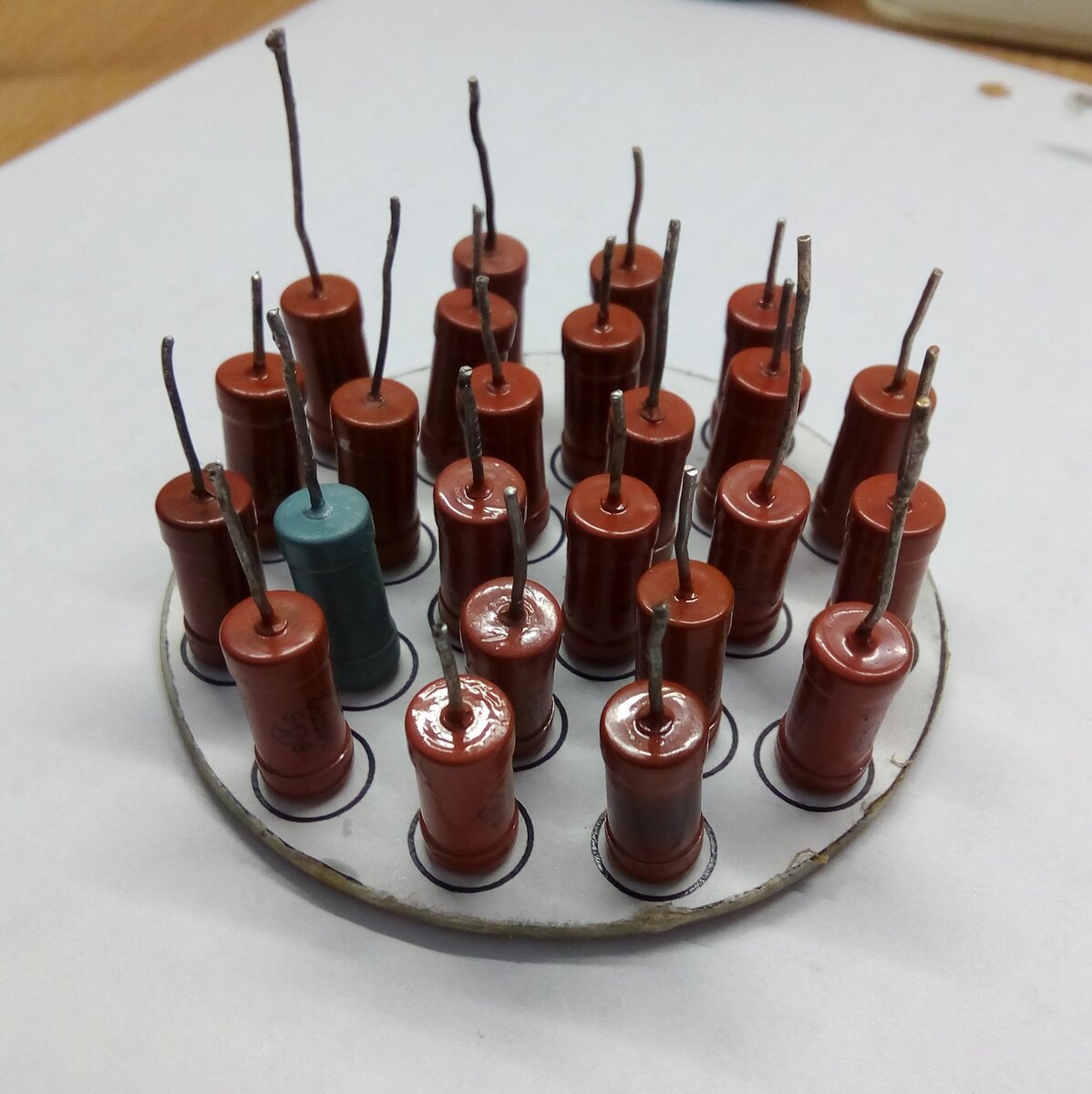 Самодельный резистор. Самодельный потенциометр. Мощный резистор своими руками. Самодельные резисторы из манганина.