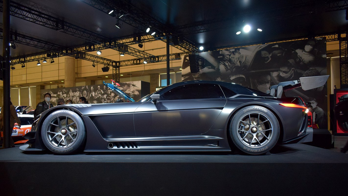 Фото: Micah Wright / motortrend.com