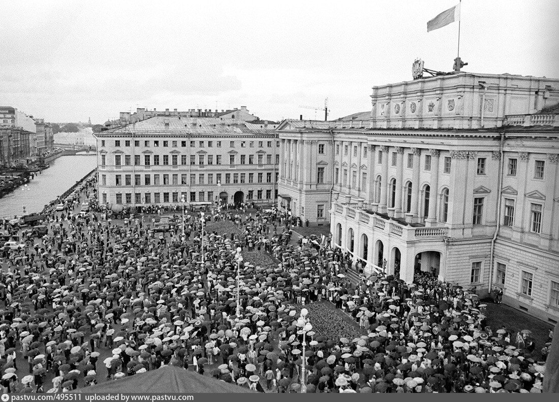 Питер глазами Путина в смутное время (1990–1991 годы) | Илья Варламов | Дзен