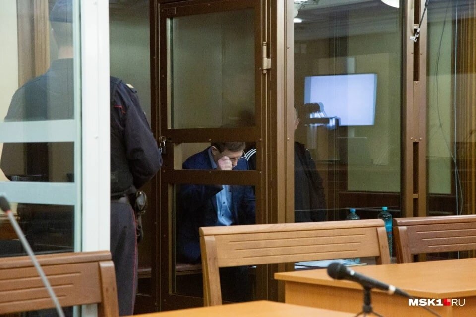 На суде