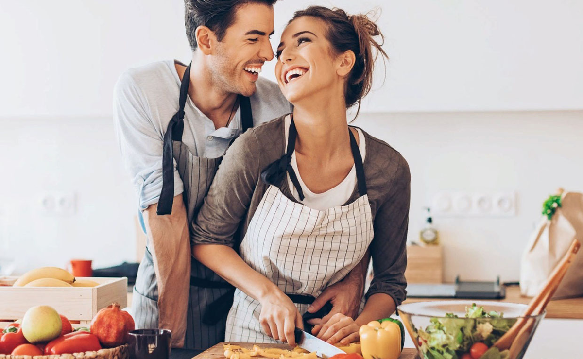 Lovers in the kitchen