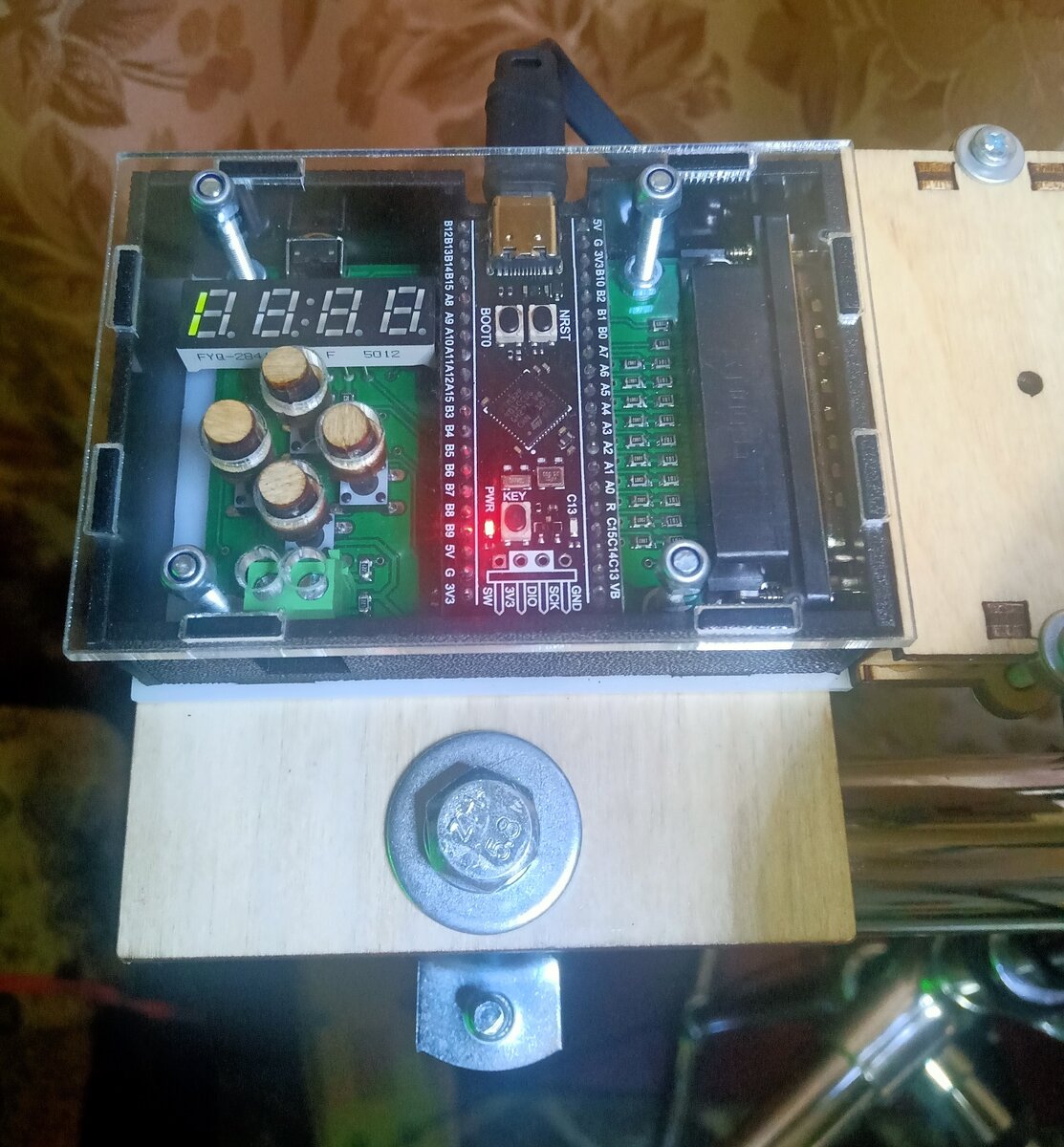 Не забудь поставить лайк - за это полагаются плюсики в КАРМУ =)