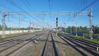 Поезд Калининград – Петербург по пути из Новгорода вывернул на линию Москва – Петербург