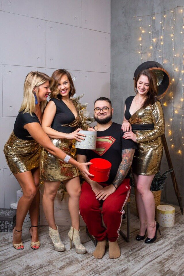 Листайте галерею, фото из открытых источников, архив гр. PAMADA"