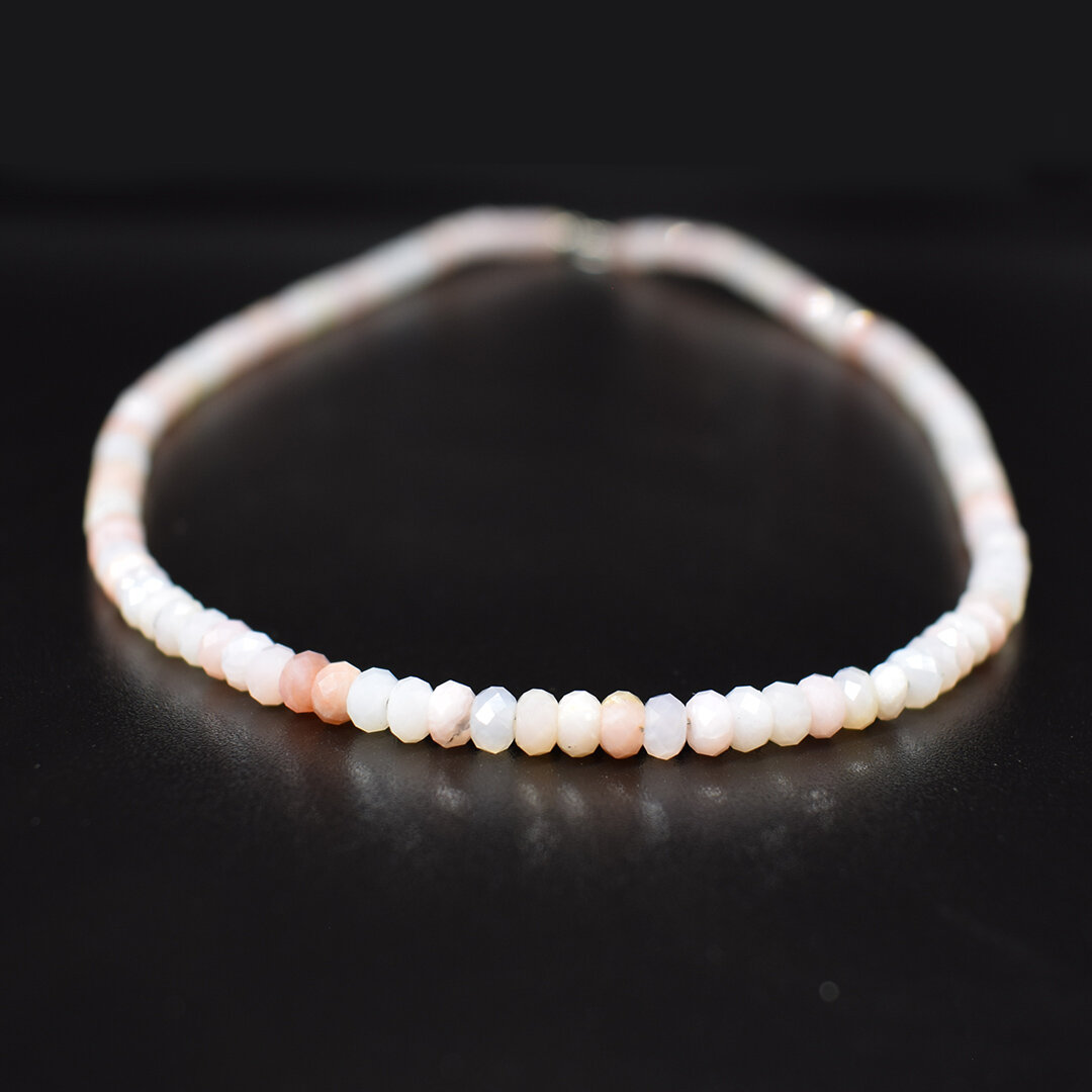 Чокер из розового опала