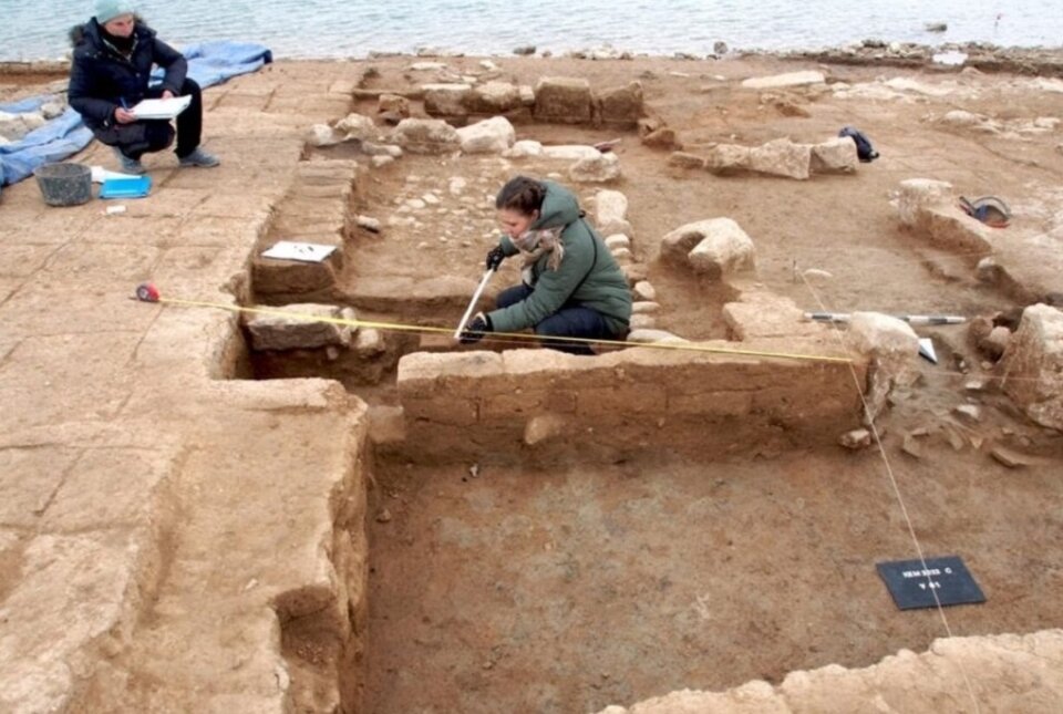 Так в затерянном городе трудились археологи