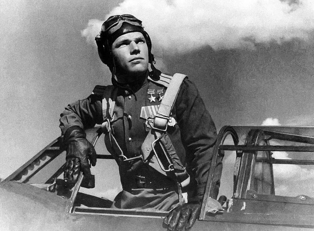 Иван Никитович Кожедуб — советский лётчик-ас