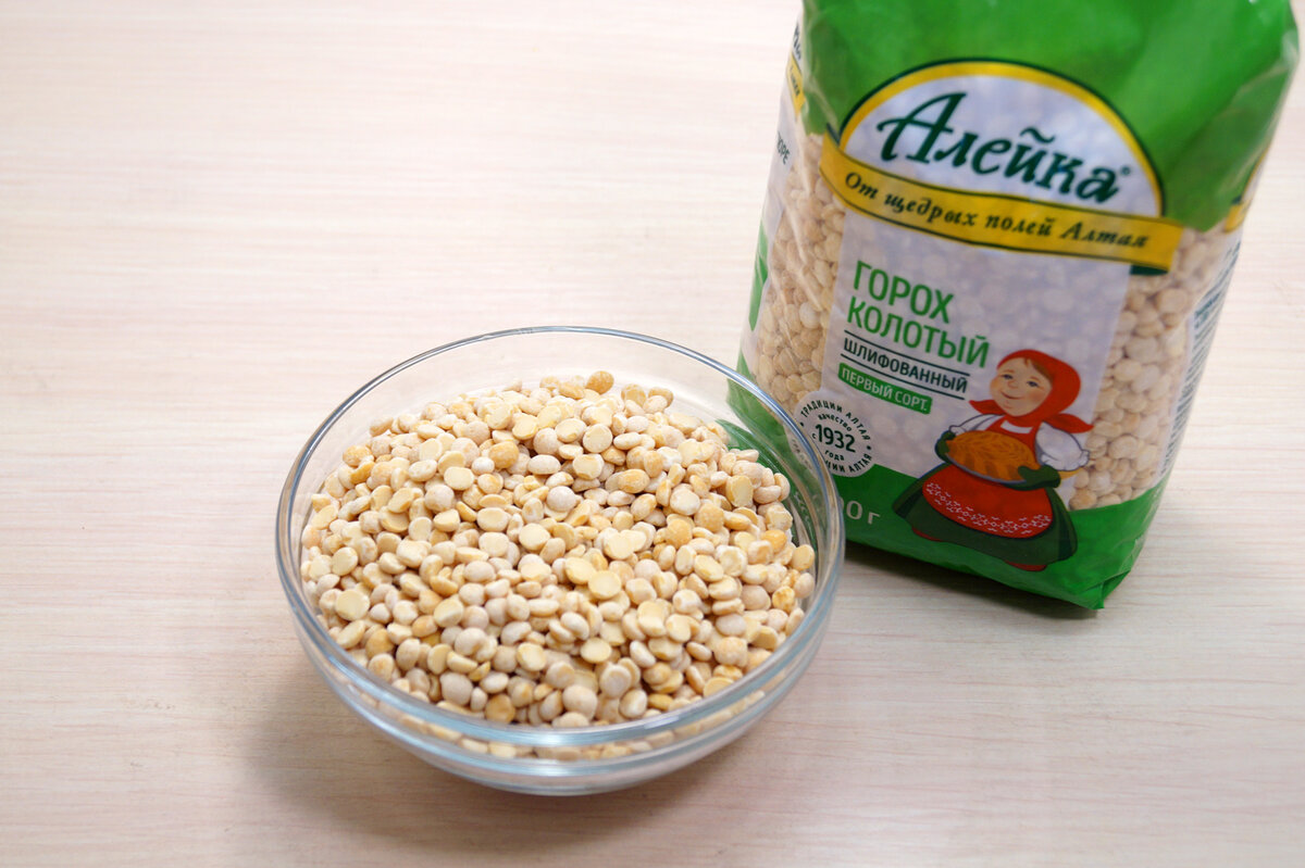 Отмерить 120 грамм колотого гороха ТМ «Алейка», от щедрых полей Алтая. 