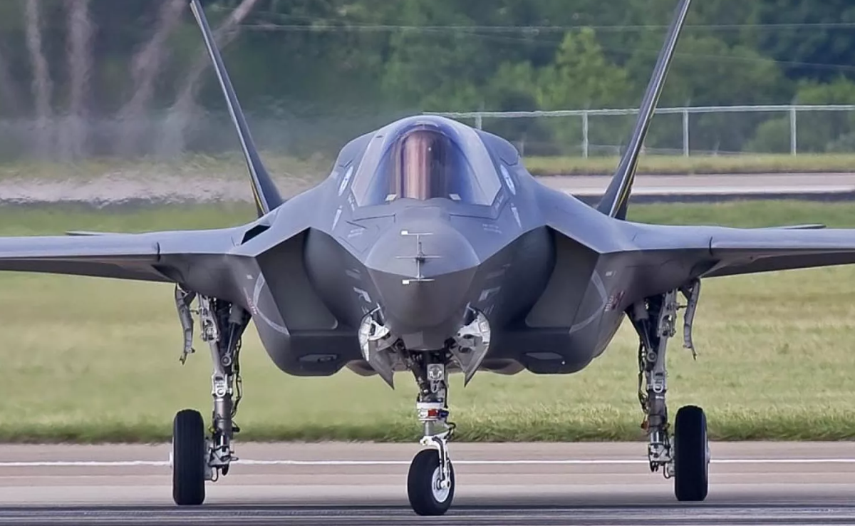  F-35 без китайского сплава не полетит