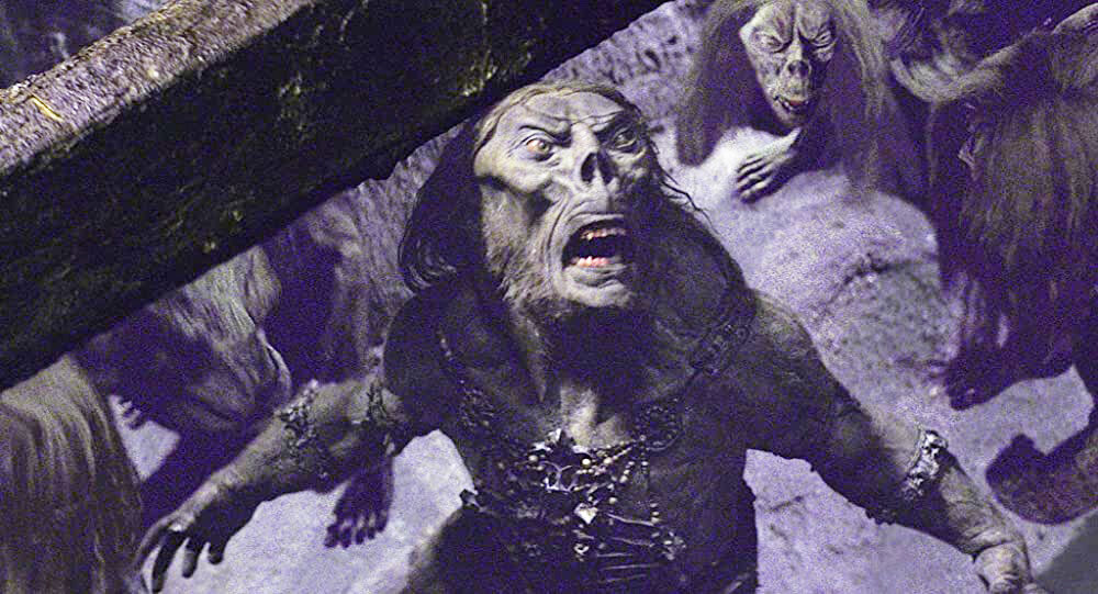 Кадр из фильма The Time Machine. Режиссер: Саймон Уэллс. Оператор: Дональд МакЭлпайн. Производство: Arnold Leibovit Entertainment, DreamWorks SKG, Parkes/MacDonald Productions, Warner Bros. Pictures. Показ в России: Каро-Премьер