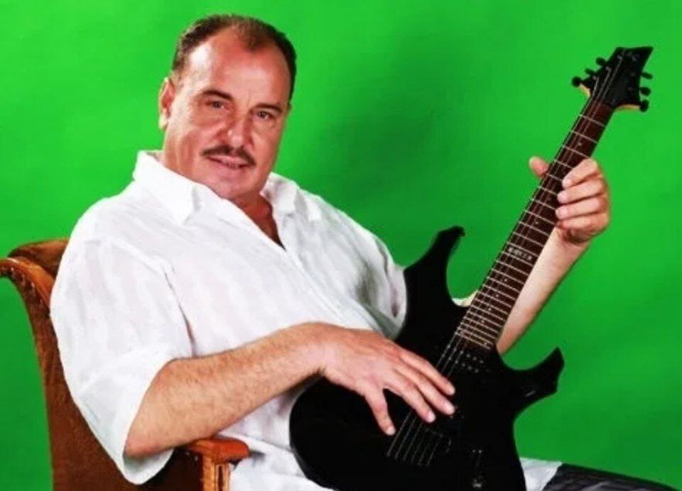     Галина Шишкова в студии звукозаписи встретилась с Владимиром Ухтинским. Фото: носит иллюстративный характер, соцсети.