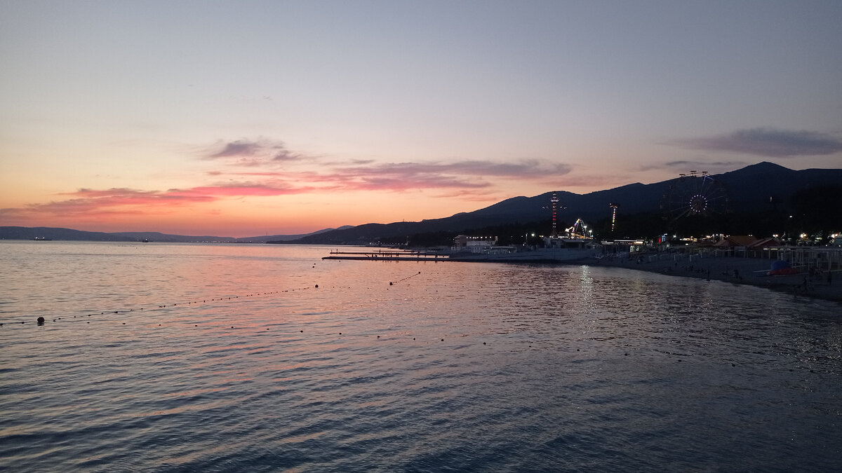 Кабардинка вечером