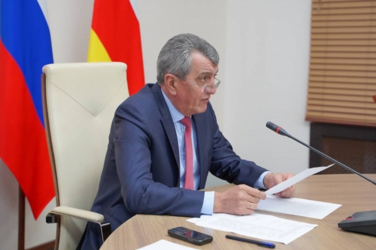    Глава Северной Осетии ответил на вопрос школьницы об Украине