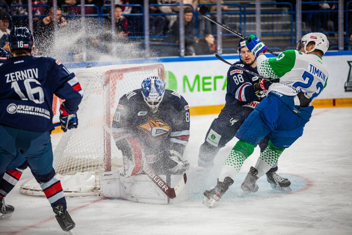 ​«Мы попали в яму» – доходчивое объяснение нынешнего спада «Салавата Юлаева» от Виктора Козлова. Фото: hcsalavat.ru
