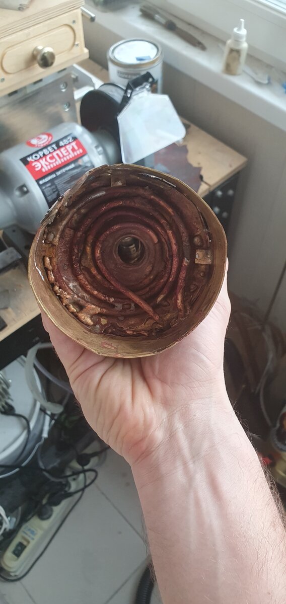 Донце с пароперегревателем.