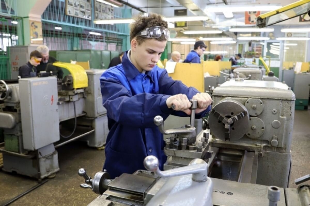    В ответ на вызовы времени. Высокий статус СПО признан на уровне государства