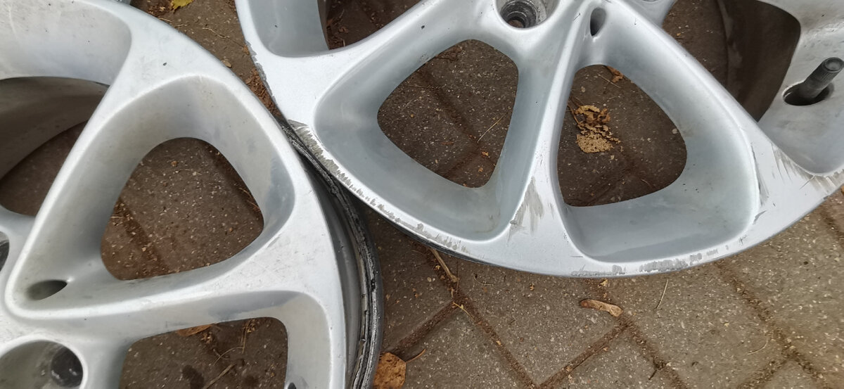 Диски идут в таком виде в перекраску