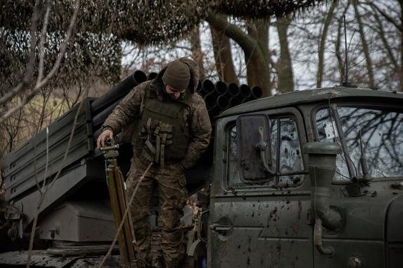    военный, Madeleine Kelly/Keystone Press Agency