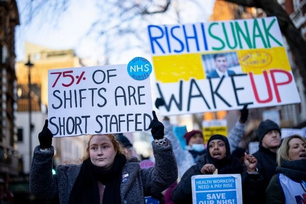    Забастовка медсестёр в Великобритании © TOLGA AKMEN/EPA/ТАСС