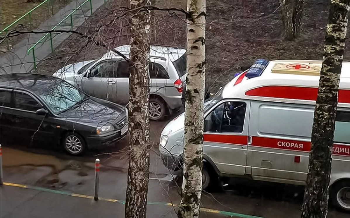 Типичный пример. Источник фото: https://newstes.ru/2019/07/11/shtraf-ili-lishenie-svobody-v-rossii-uzhestochat-nakazanie-za-nepropusk-skoroy-pomoschi.html