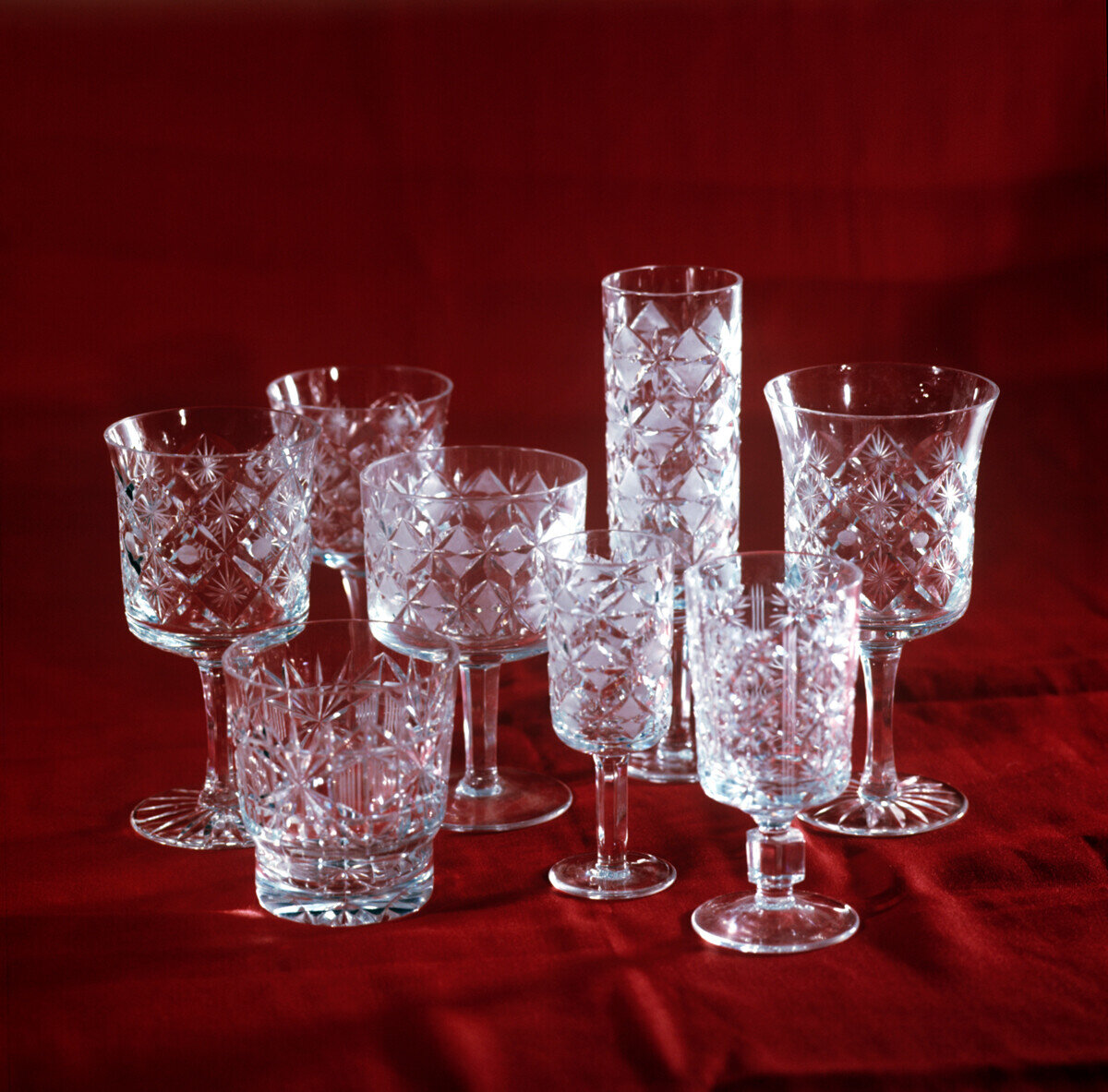 Изделия завода Гусь-Хрустальный. Основан мастером по стеклу А. Мальцевым. O.Ivanov/Sputnik